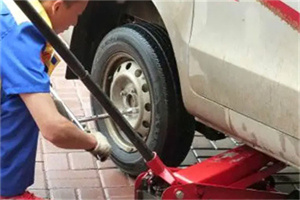 石拐附近拖车24小时服务热线电话